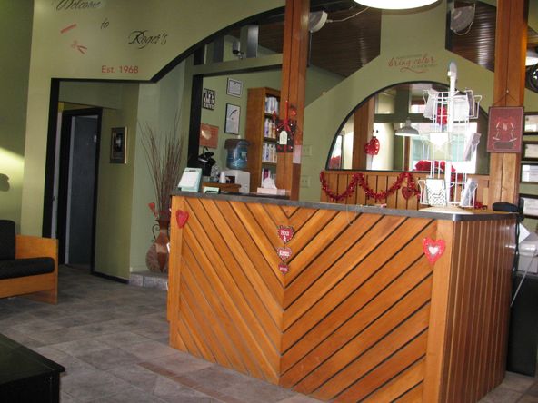 94 Main St, Auburn, ME 04210
